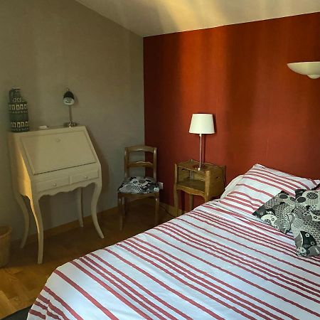Апартаменты Chez Marie Сериньян-дю-Конта Экстерьер фото